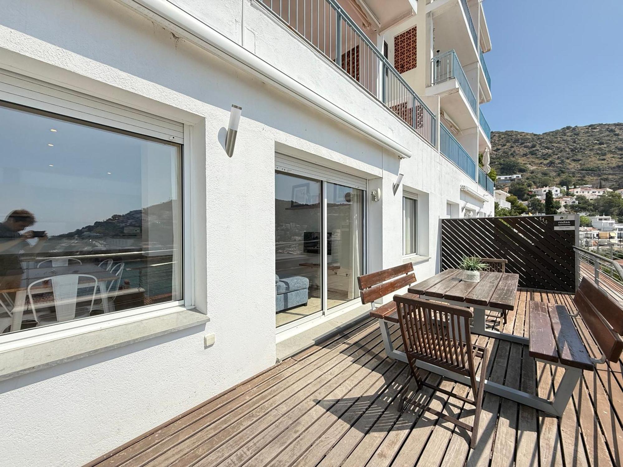 Apartament Agi Rodas Roses